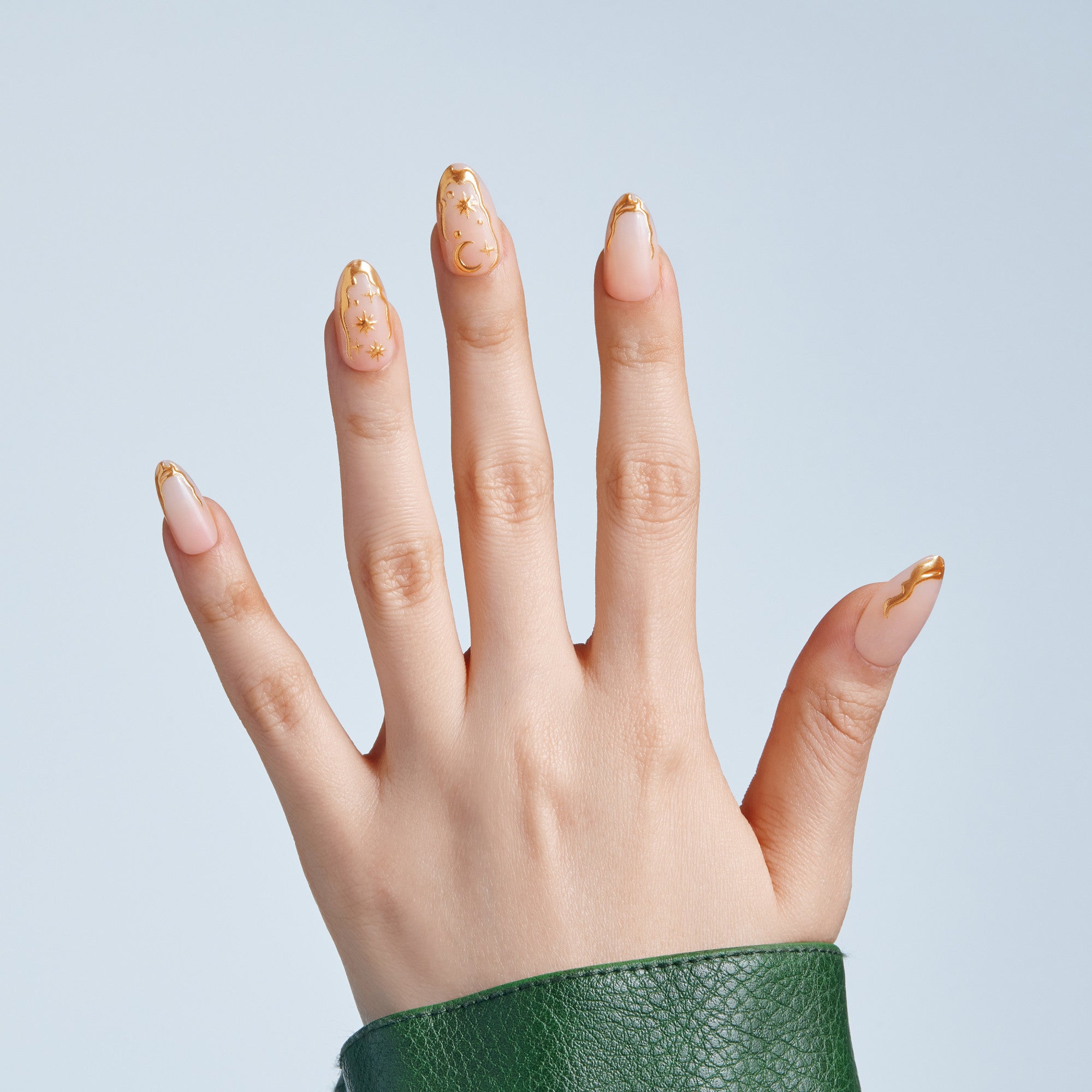 Kiss Glam 3D &amp; Jeweled Press On Fake Glue Nails - Golden | 3D &amp; Jewel Design, Gold, Medium, Almond