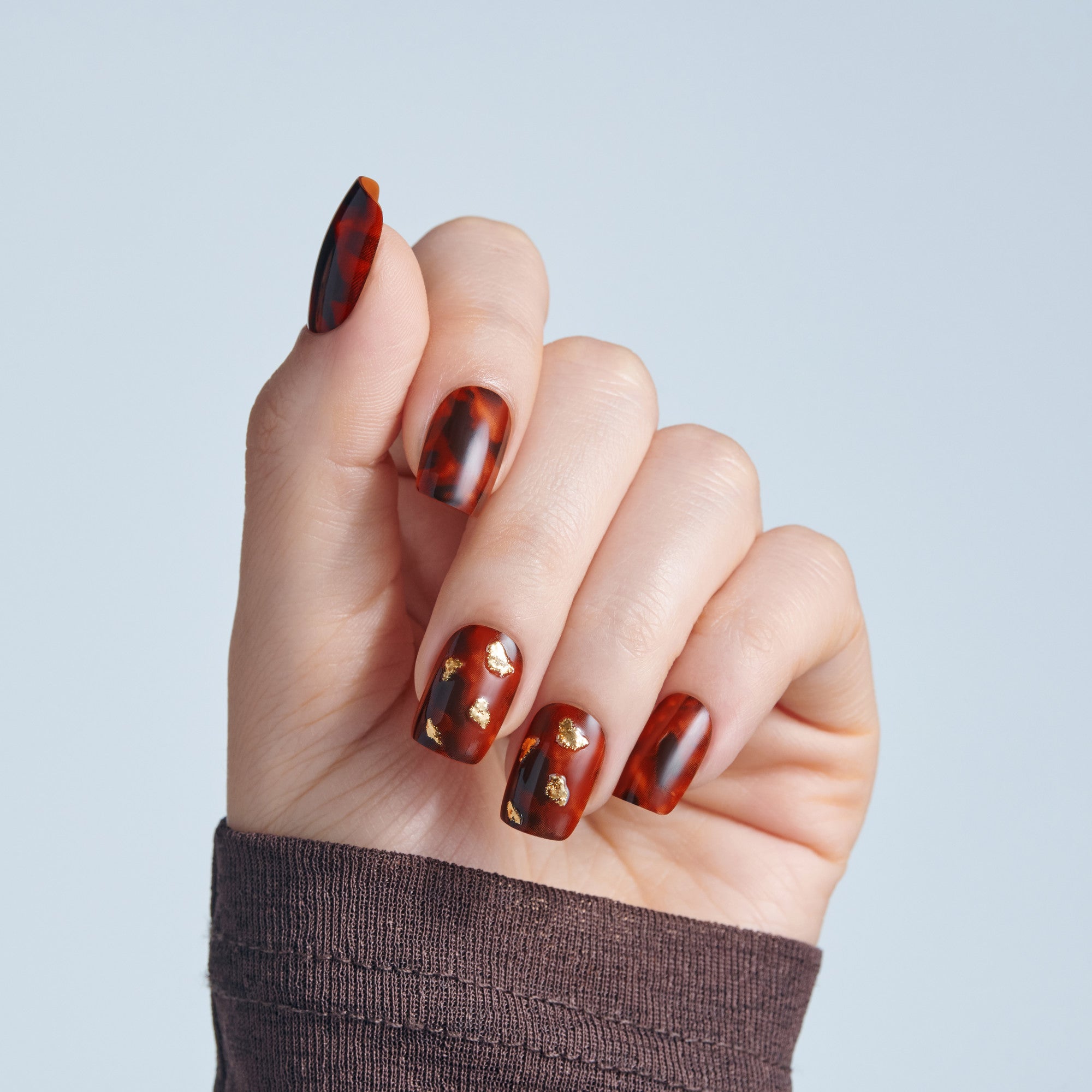 Kiss Core Design Press On Fake Glue Nails - Your Time | Design, Brown, Short, Squoval