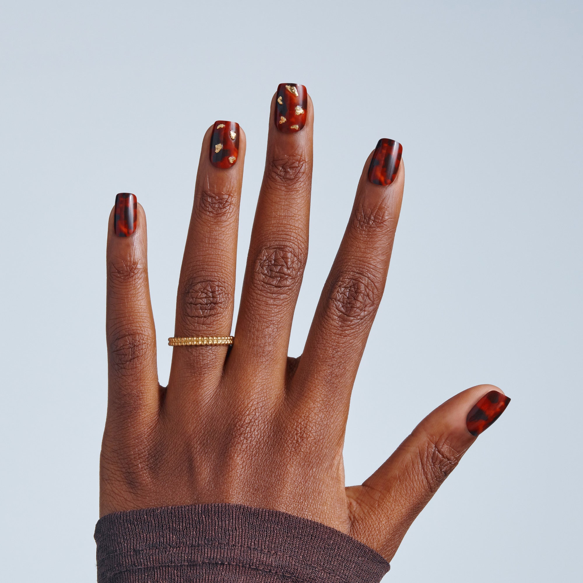 Kiss Core Design Press On Fake Glue Nails - Your Time | Design, Brown, Short, Squoval