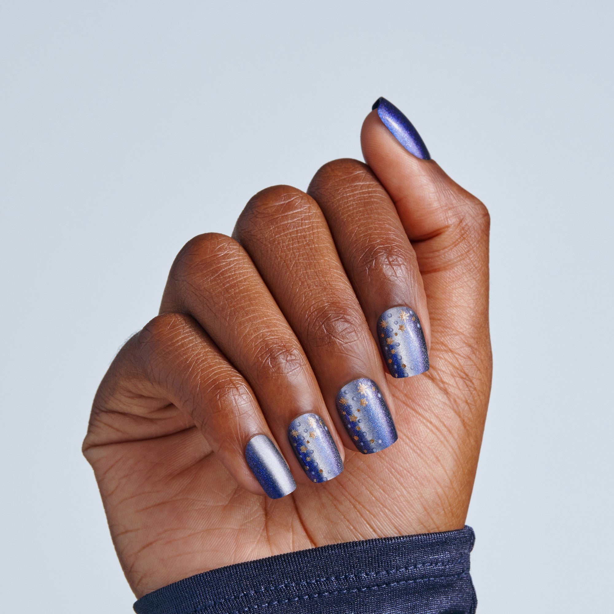 Kiss Haunt Halloween Press On Fake Glue Nails - Silent Howl | Design, Blue, Short, Squoval, Glow In The Dark