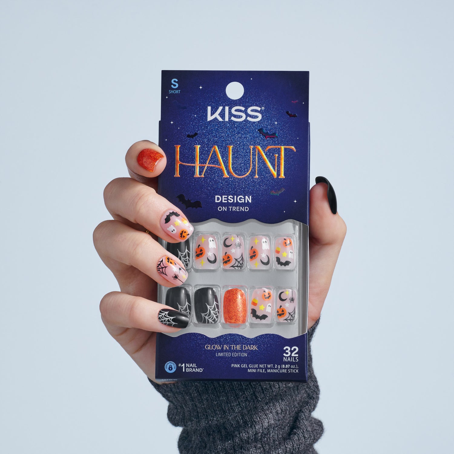 Kiss Haunt Halloween Press On Fake Glue Nails - Fangs for the Memories | Design, Orange &amp; Black, Short, Squoval, Glow In The Dark
