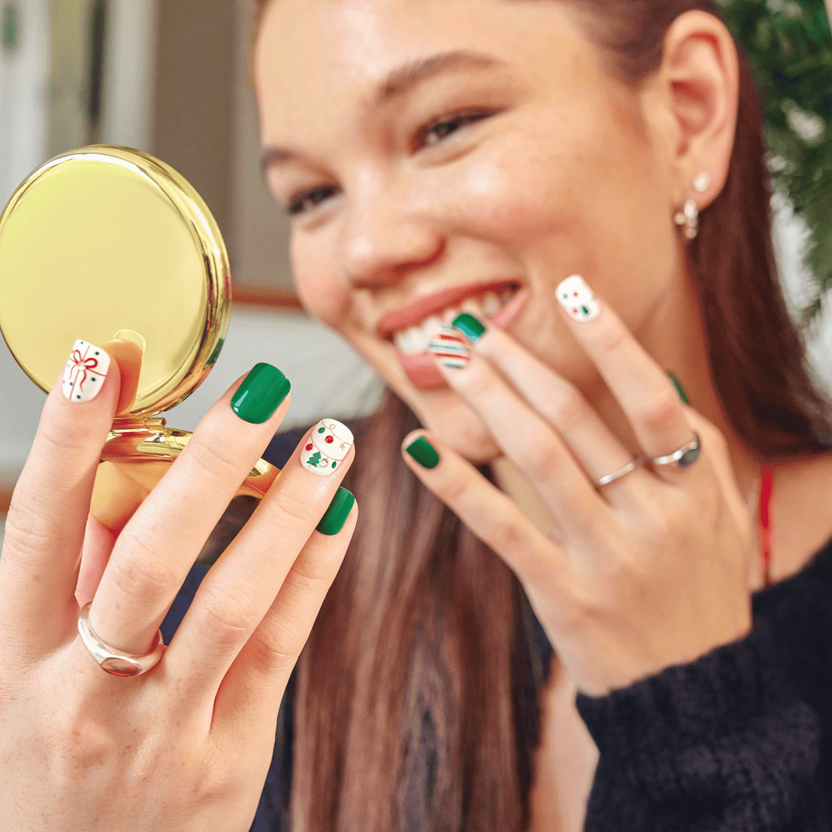 Impress Design Holiday No Glue Fake Press On Nails - Bliss | Design, Multicolor, Short, Squoval, Manicure