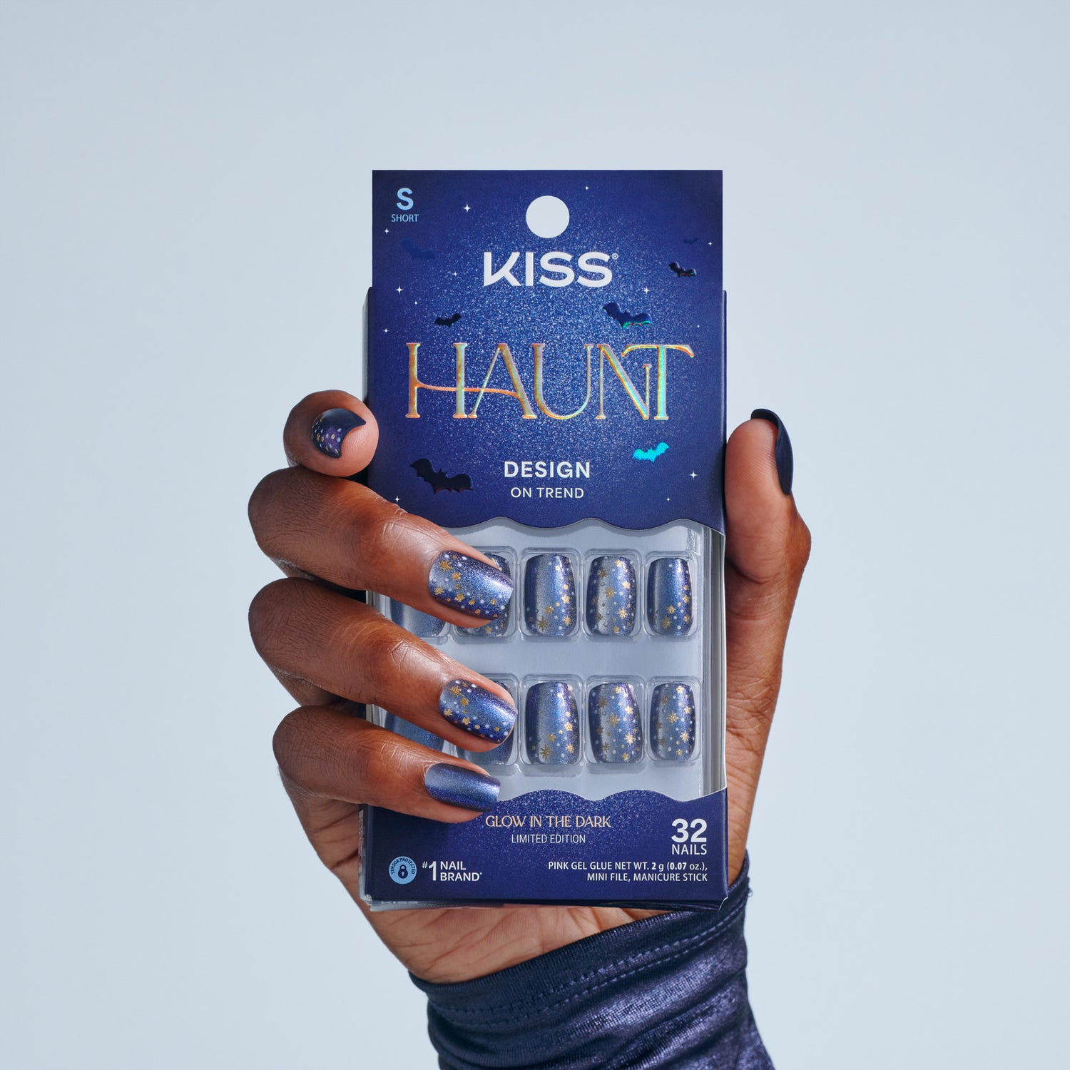 Kiss Haunt Halloween Press On Fake Glue Nails - Silent Howl | Design, Blue, Short, Squoval, Glow In The Dark