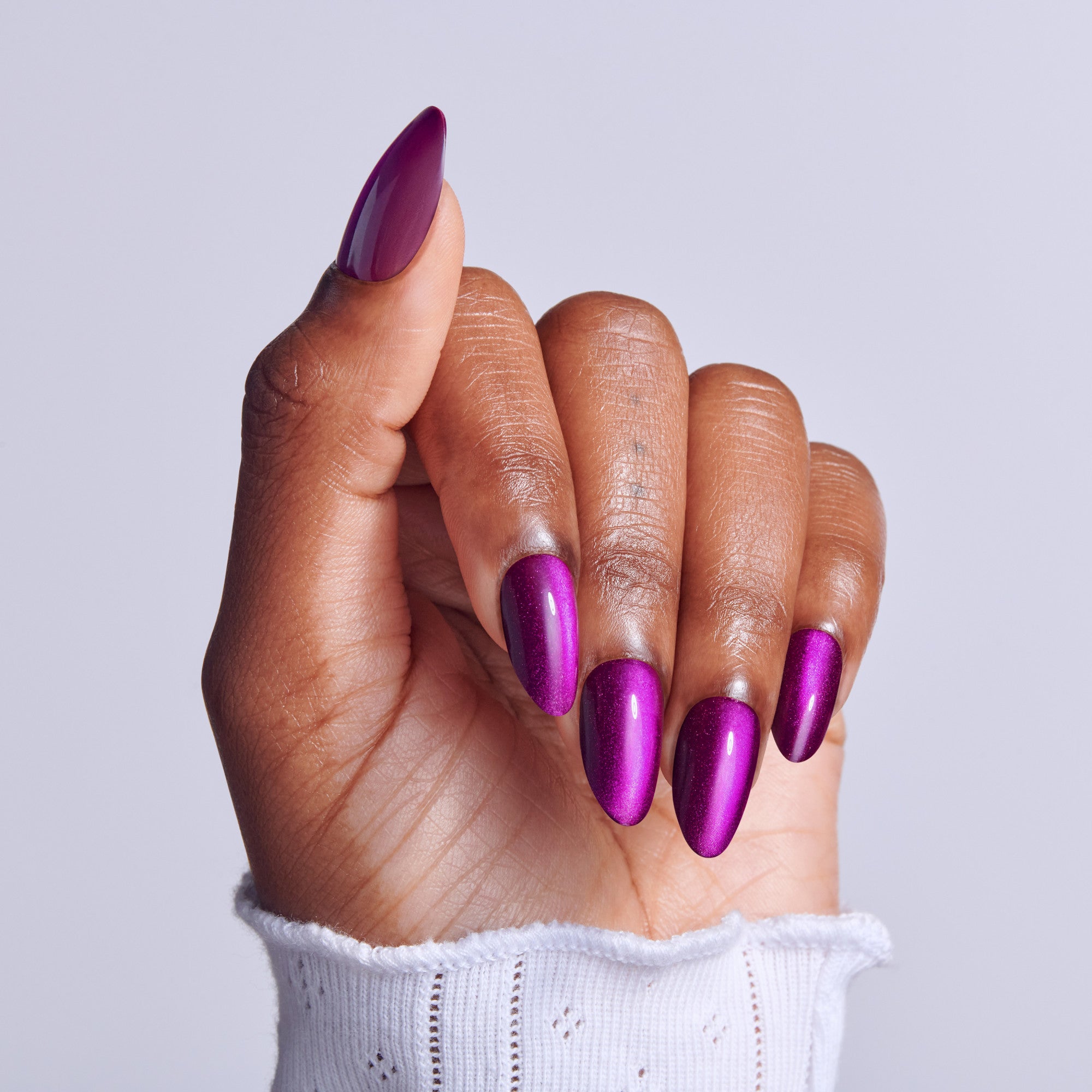 Kiss Core Magnetic Press On Fake Glue Nails - Glaring Sparks | Design, Purple, Medium, Almond