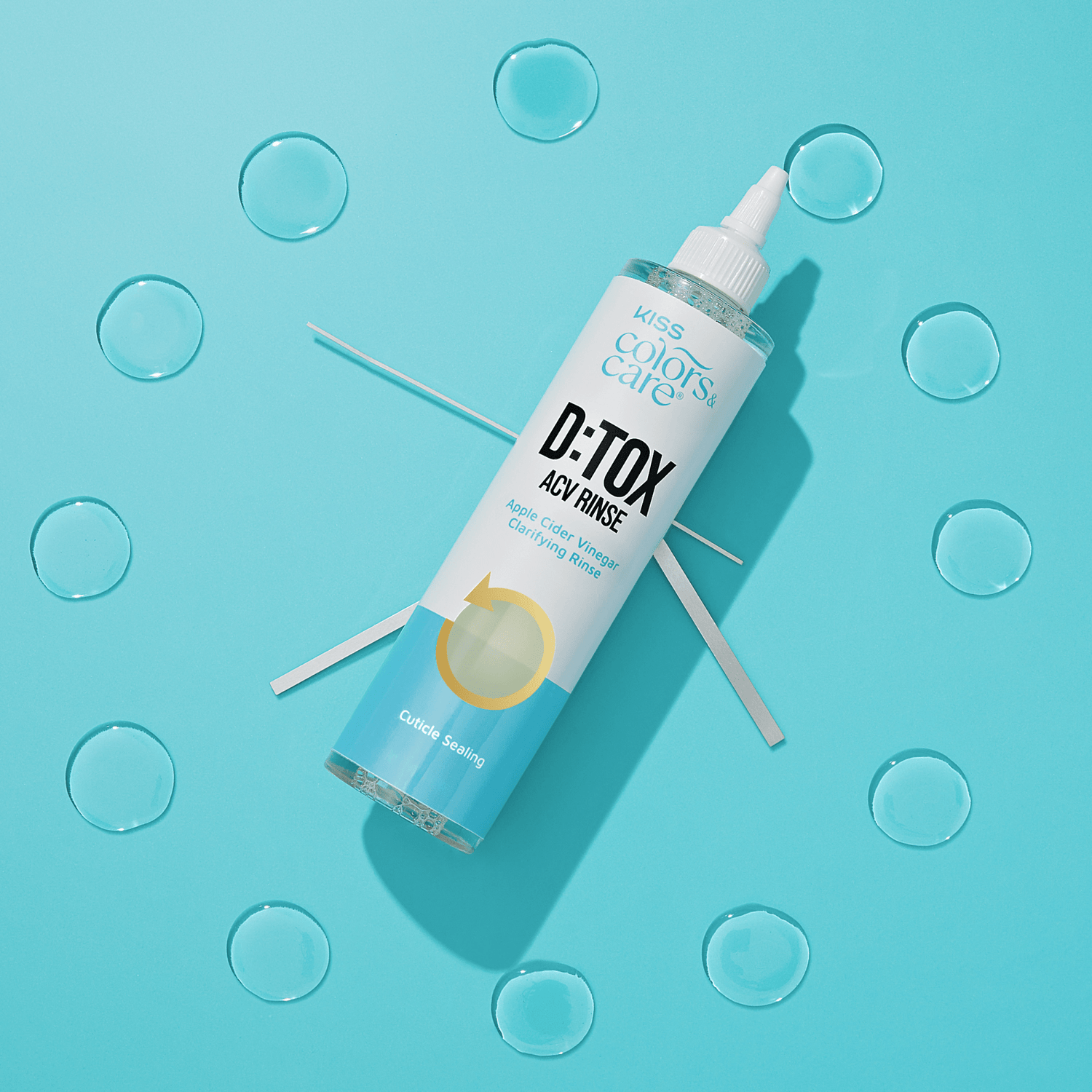 D:TOX ACV Rinse bottle on a blue background with bubbles