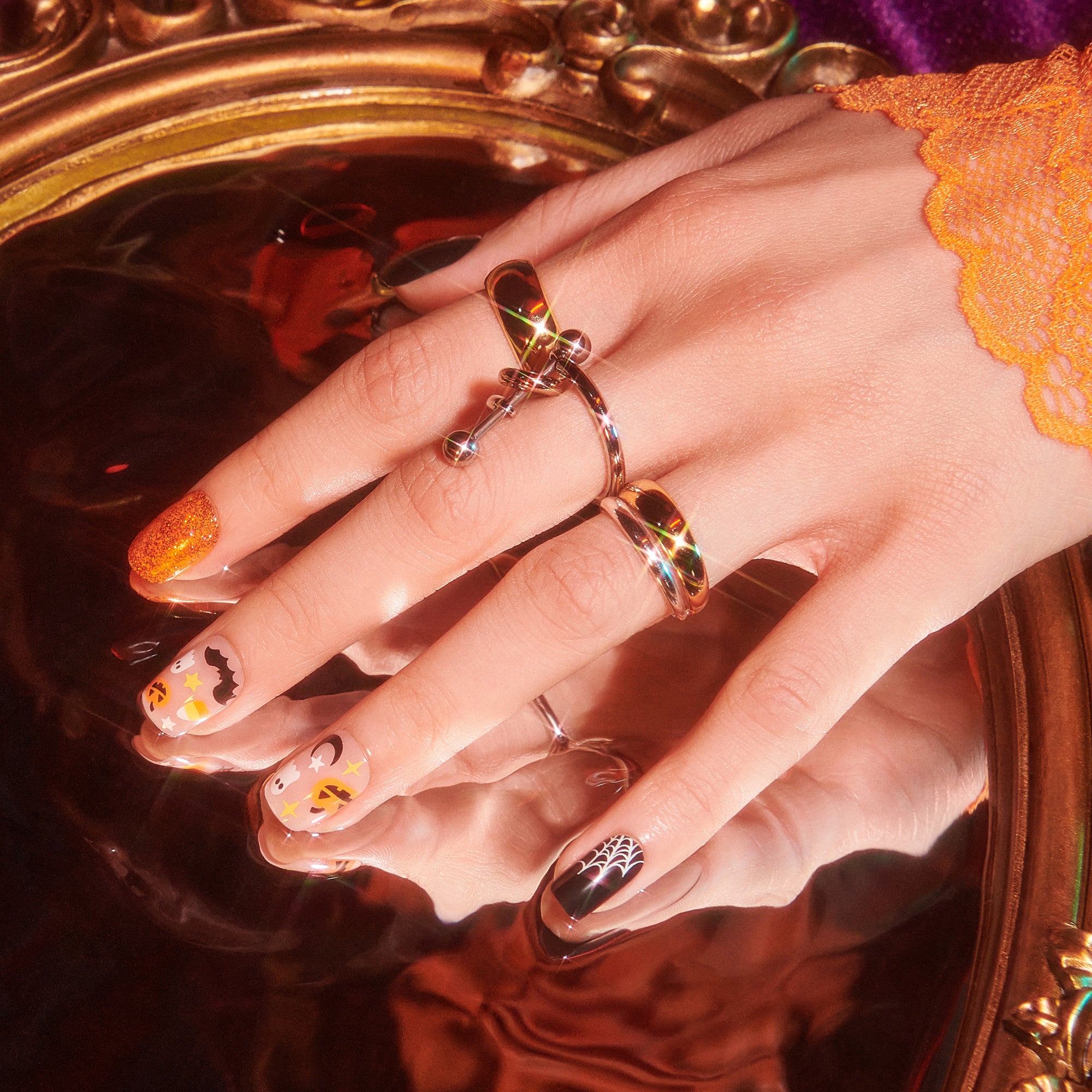 Kiss Haunt Halloween Press On Fake Glue Nails - Fangs for the Memories | Design, Orange &amp; Black, Short, Squoval, Glow In The Dark