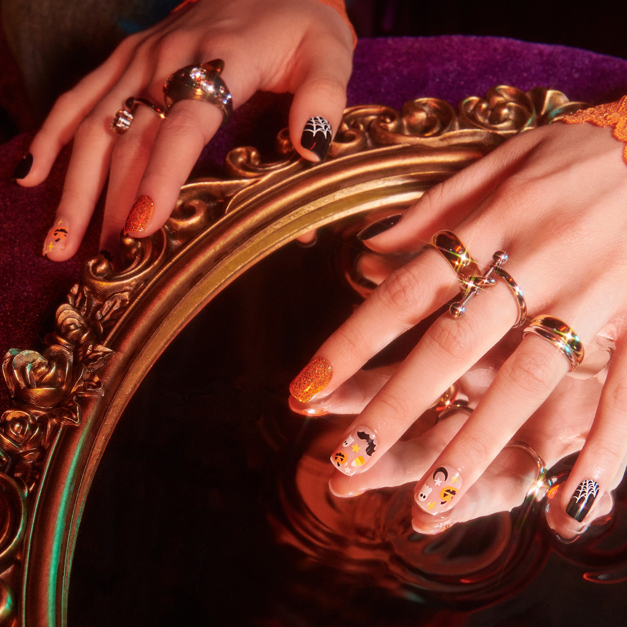 Kiss Haunt Halloween Press On Fake Glue Nails - Fangs for the Memories | Design, Orange &amp; Black, Short, Squoval, Glow In The Dark